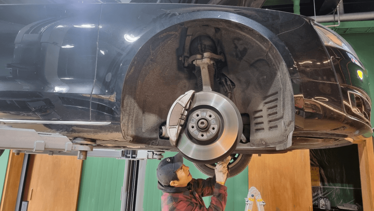 카에프제트 아우토하우스 수입차 정비 작업